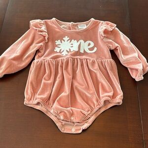 Winter “One”derland Bubble